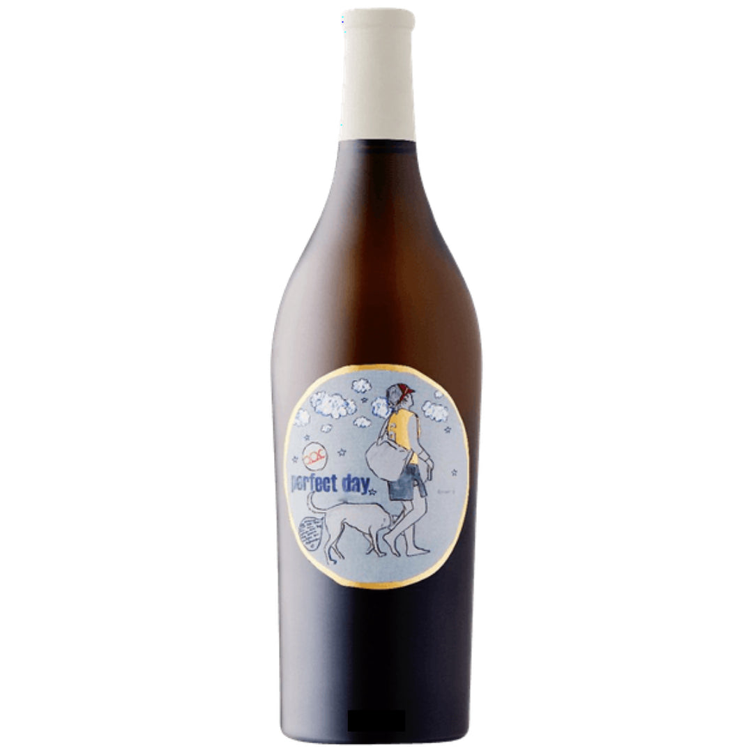 a bottle of Pittnauer Perfect Day 2022 natural white wine